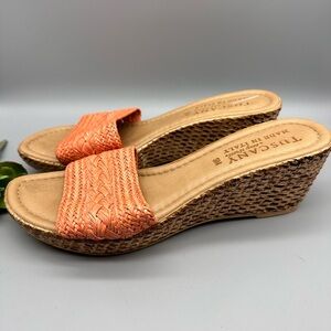 Tuscany women's Wedge sandals size 9